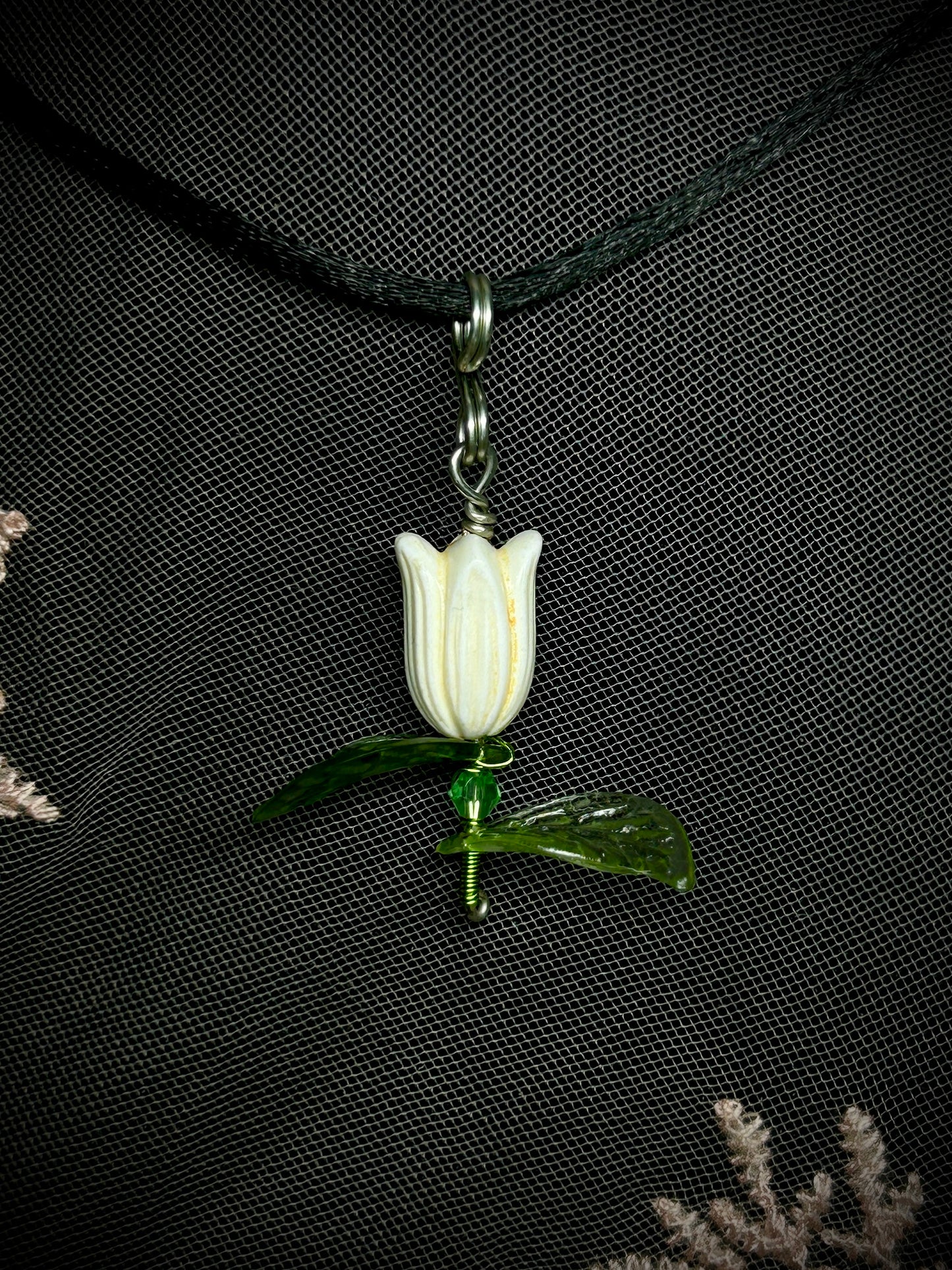 Tulip Bead Necklace