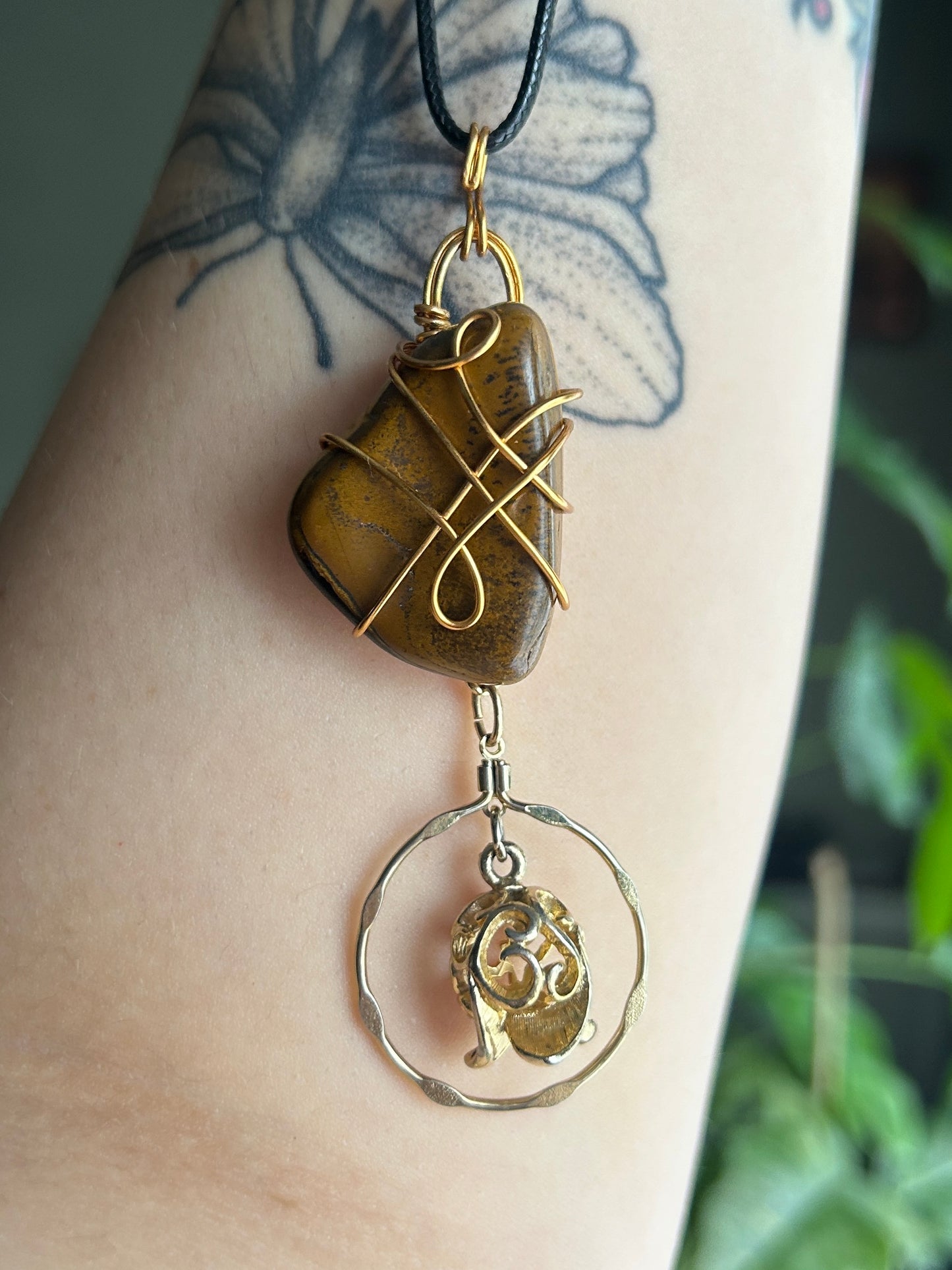 Tiger's Eye with Antique Dangly Rose Charm Necklace