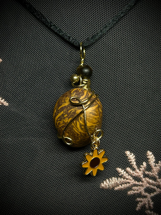 Calligraphy Stone with Daisy Charm Necklace
