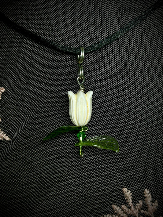 Tulip Bead Necklace