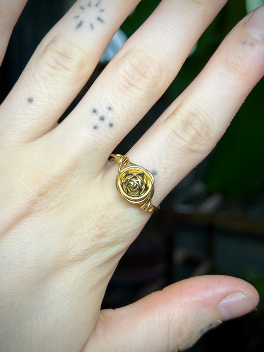 Gold Rose Bead Ring