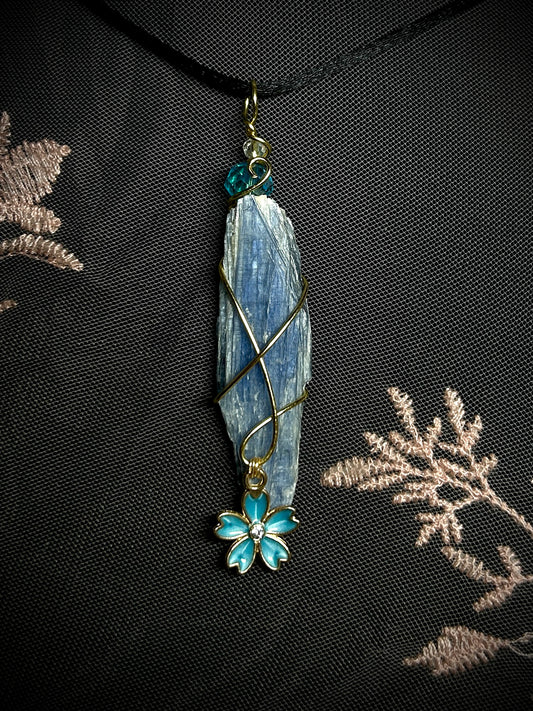 Blue Kyanite with Blue Flower Charm Necklace