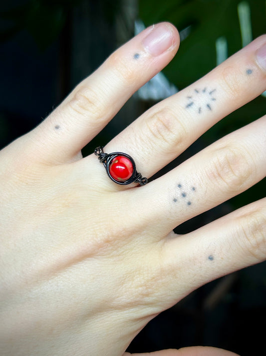 Red Watercolor Bead Black Ring