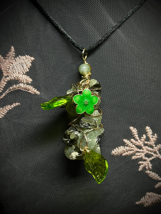 Prehnite with Epidote with Green Flower & Leaf Charms Necklace