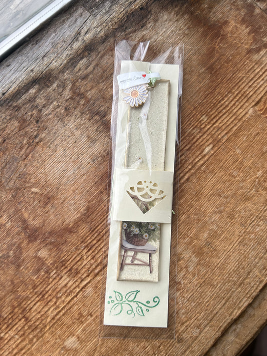 Flower with Daisy Charm Bookmark