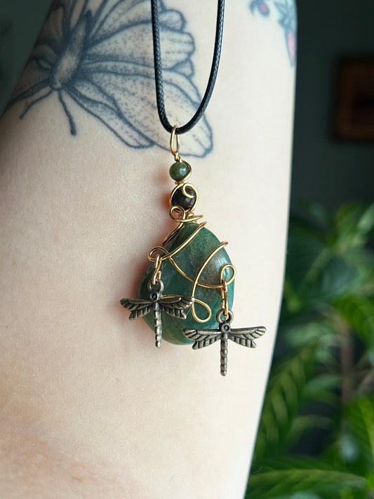 Green Quartz with Dangly Dragonflies Necklace